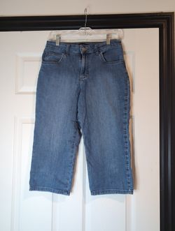 Size 6 Lee jorts/capris y2k
