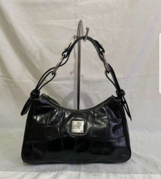 Dooney & Bourke