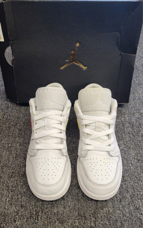 Nike Air Jordan Retro 1 Low GS White Neon CW7035-100 Youth Size 4.5Y