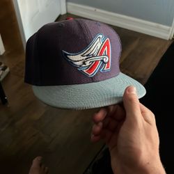 Los Angeles Angels Fitted Cap