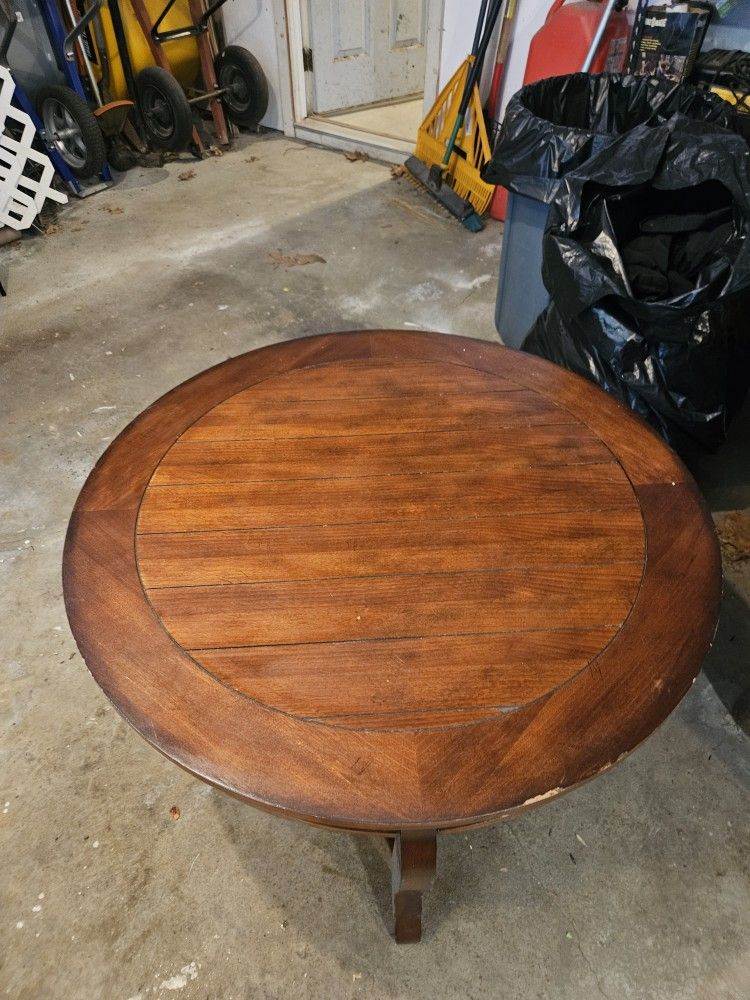 Round Coffee Table