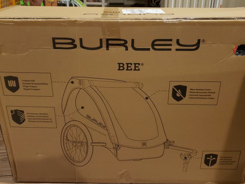 Burley Bee Bike Trailer (Brand New, Unopened)