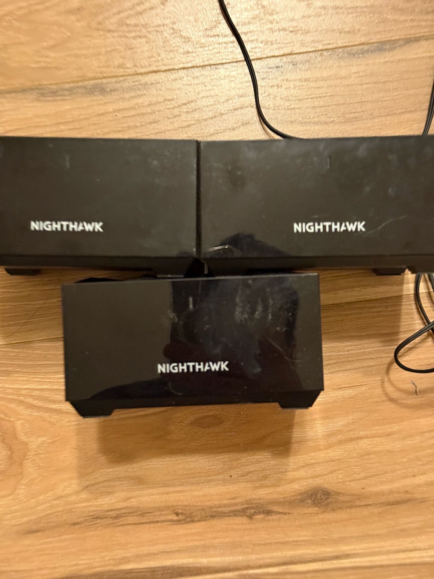 3 Netgear Nighthawk MR60 routers