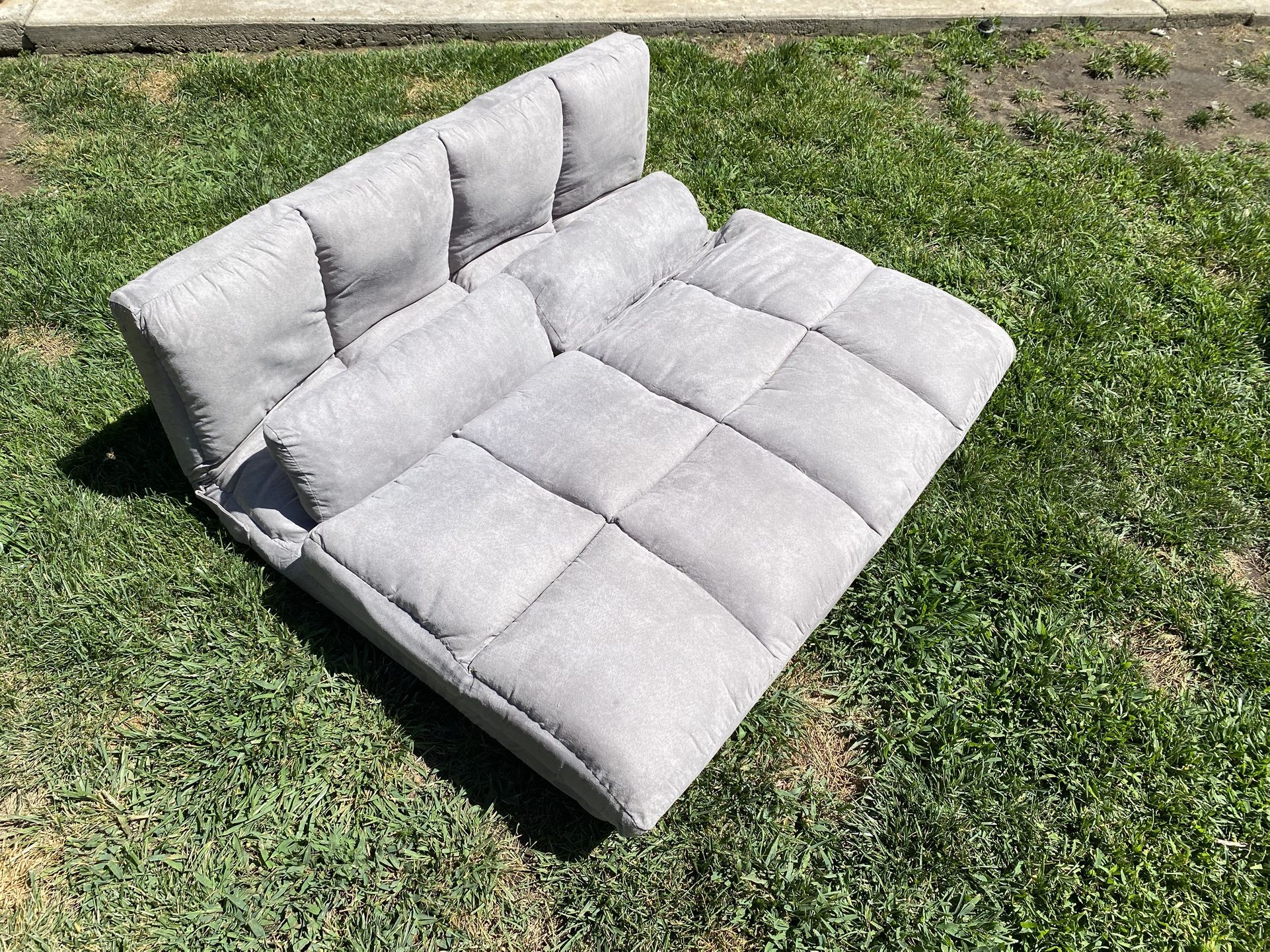 Futon/Mini Couch