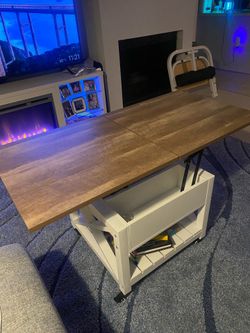 Farmhouse Lift Top Small Square Coffee Table