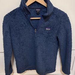 Patagonia BOYS Size Medium 10 Sweater