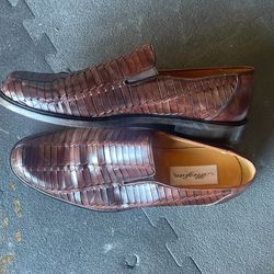 Mezlan Loafers 100.00