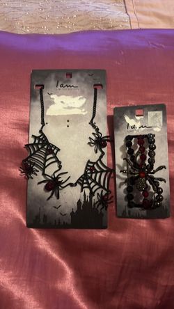 Halloween jewellery