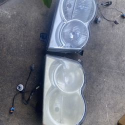 Pair Headlights 2005 Jeep Grand Cherokee