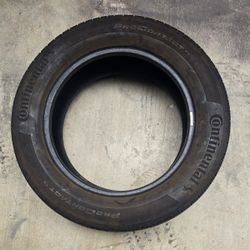 One Used Continental Tire 215/60 R17