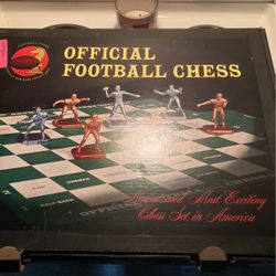1967 Official Football Chess 