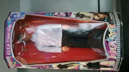 Signing Mexican music star doll