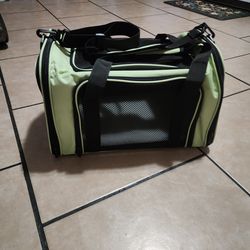 Small dog carrier new