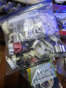Cake Decorating Flowers Cutters Molds And Other Supplies