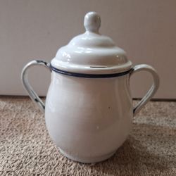 PORCELAIN ENAMEL LIDDED SUGAR BOWL