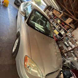 2000 Ford Taurus