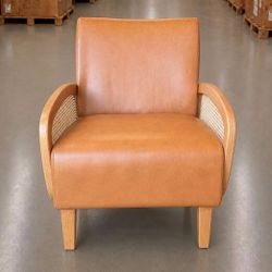 New In Box Mid Century Modern Style Rattan Accent Lounge Guest Sofa Livingroom Chair Brown PU Leather Seat  