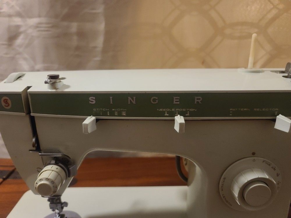 Singer Sewing Machine