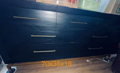 Pottery Barn Solid Wood 7 Drawer Desser