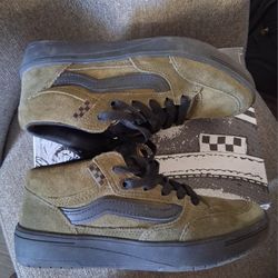 Vans Beatrice Domond Zahba Skateboarding Shoes size 4.5 mens/boys