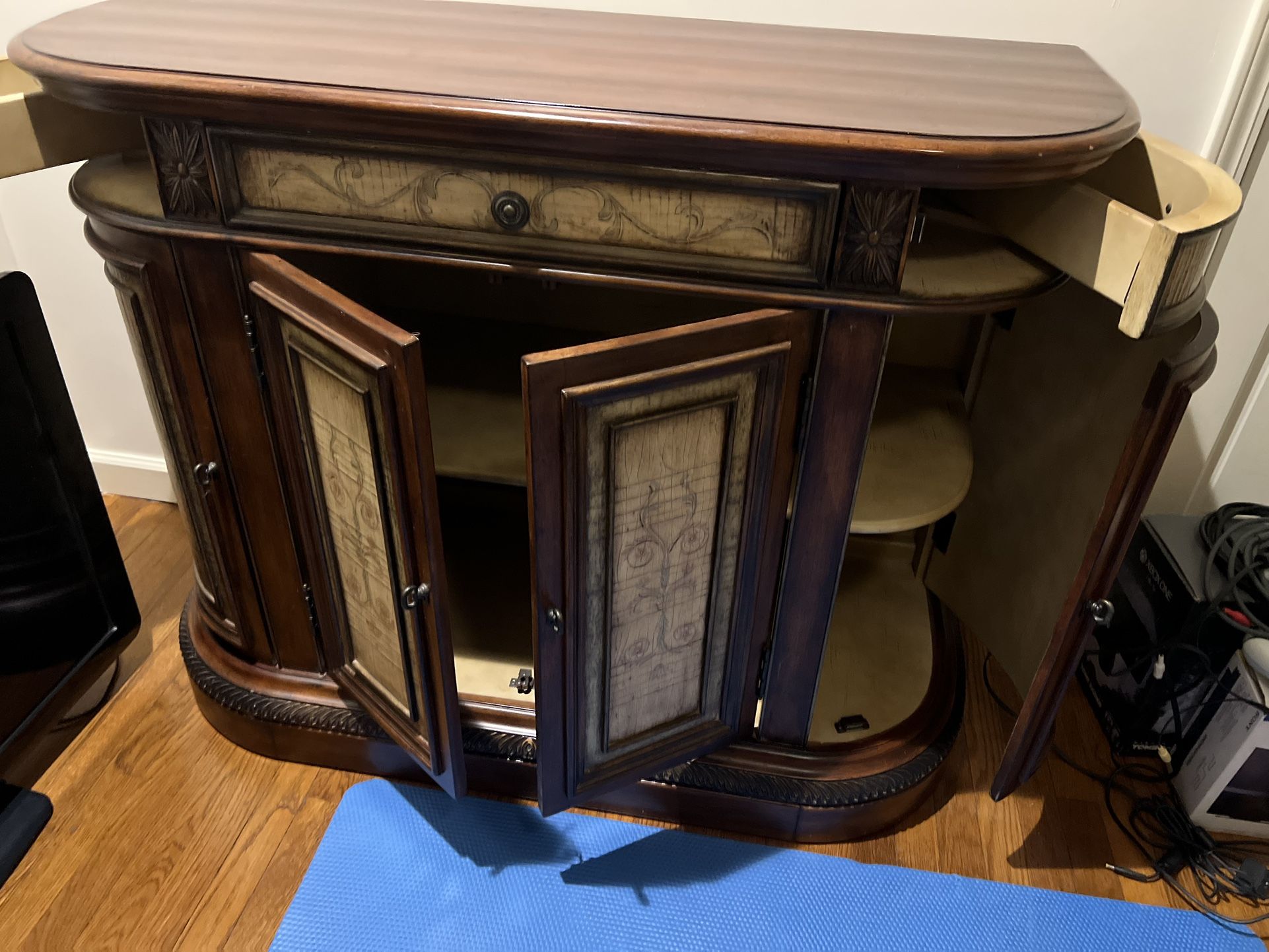 Hooker console table with inlaid crackle/Dresser