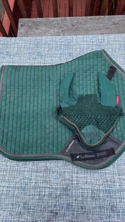 LeMieux saddle pad and ear bonnet (spruce) collection