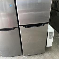 Danby Refrigerator 