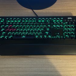 Onn 100% Keyboard with Software and Hand Pad