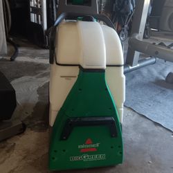 Bissel Big Green Carpet Cleaner