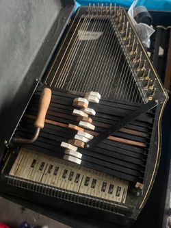 Auto harp. Vintage