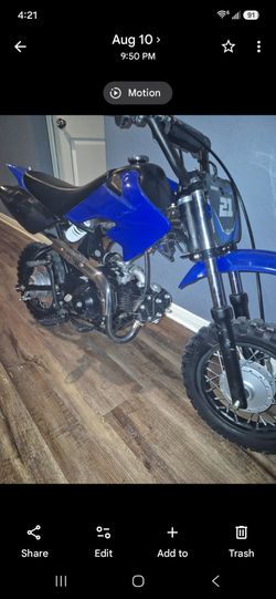 Apollo 70 cc mini dirtbike