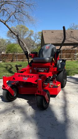 Gravely Compact-Pro® 34" Kawasaki zero turn mower/ john Deere/Spartang/ Ariens/Scag/toro timecutter