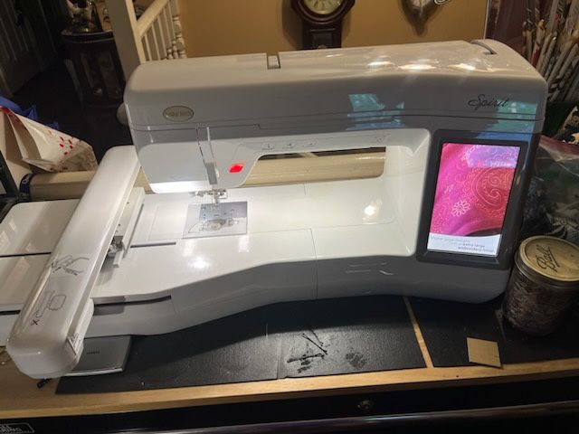 EMBROIDERY MACHINE