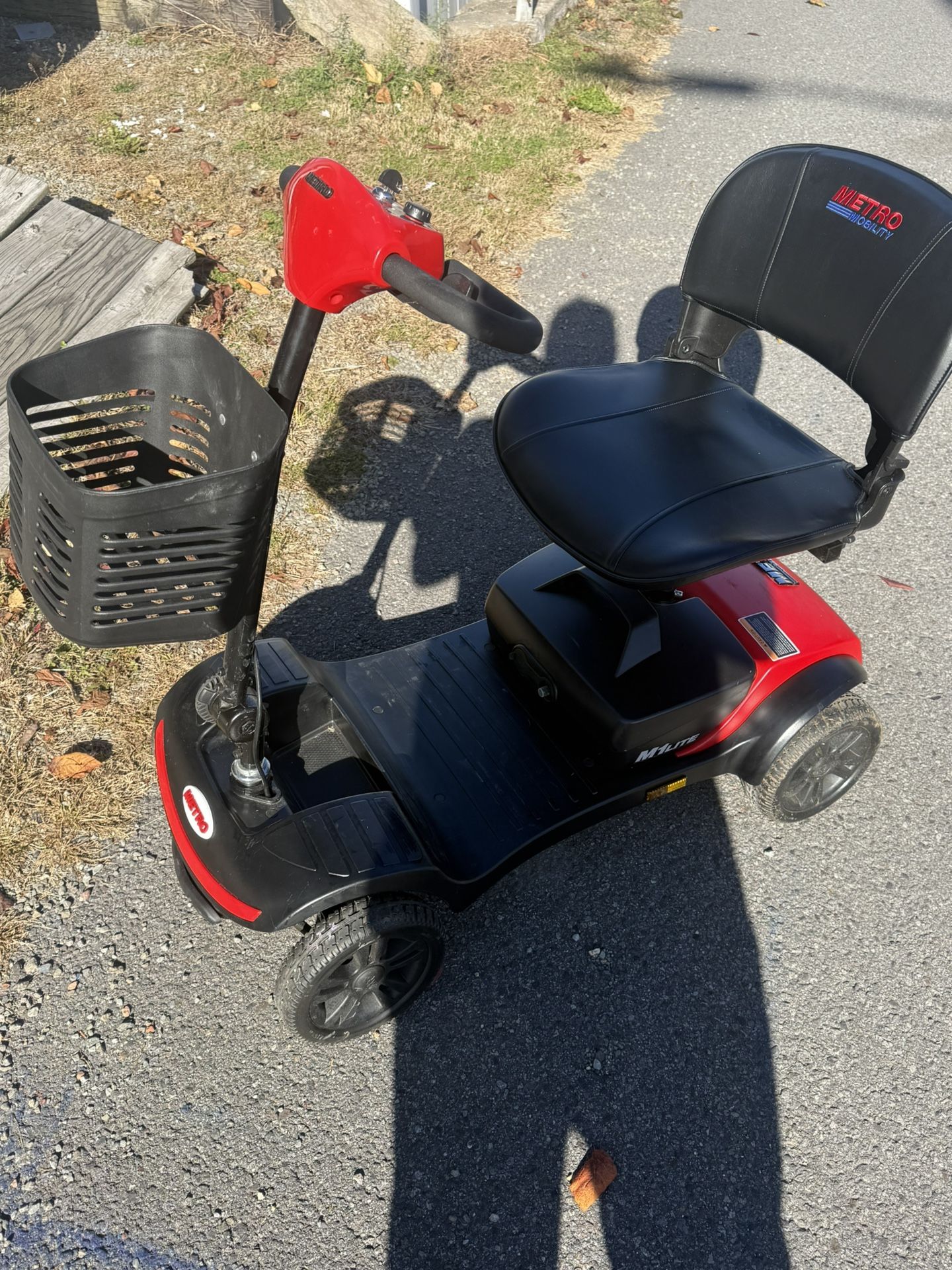 Like New Mobility Scooter 