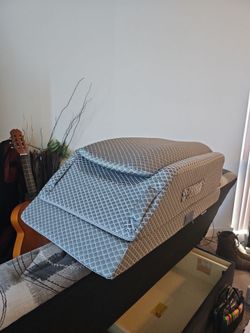 Leg rest /wedge by kingpavoni