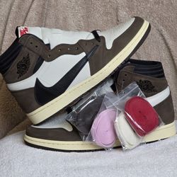 Nike Air Jordan 1 High Travis Scott 