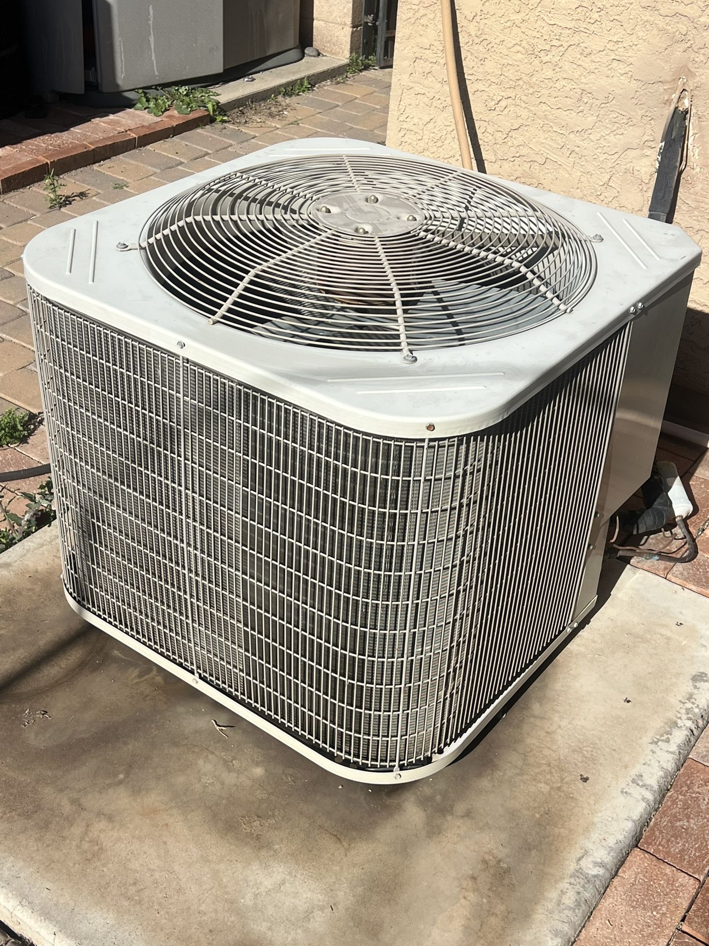 CONDENSER 4 TONE, R 22