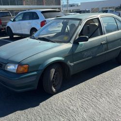 1995 Toyota Corolla