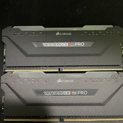 VENGEANCE® RGB RS 32GB (2 x 16GB) DDR4 