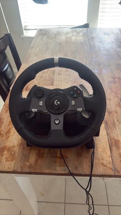 Logitech G920 Xbox Racing Wheel