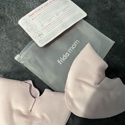 Breast Pads 