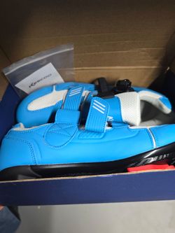 Women cycling shoes