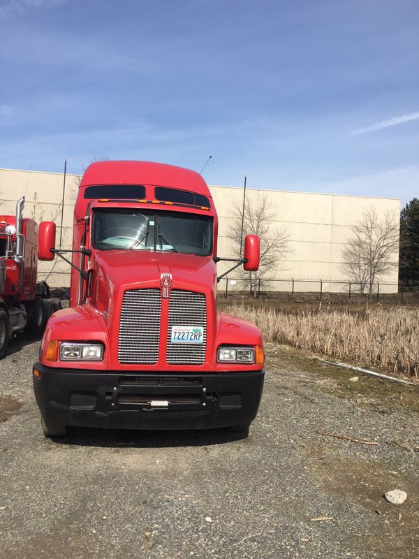 Semi truck for sale 20999 for Sale in Kent, WA OfferUp