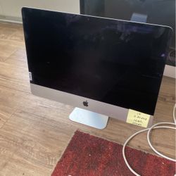 2015 I5 256gb And 16 Gigs Of Ram Fully Loaded With Programs Ready To Go