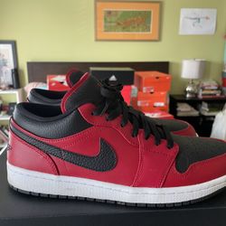 Jordan 1 Mens Size 11 Red