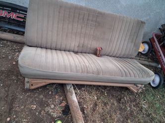 Tan bench seat with good upholstery fits a 90s chevy silverado.