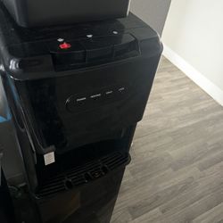 Water Cooler Dispenser With 5 Gallon Jug