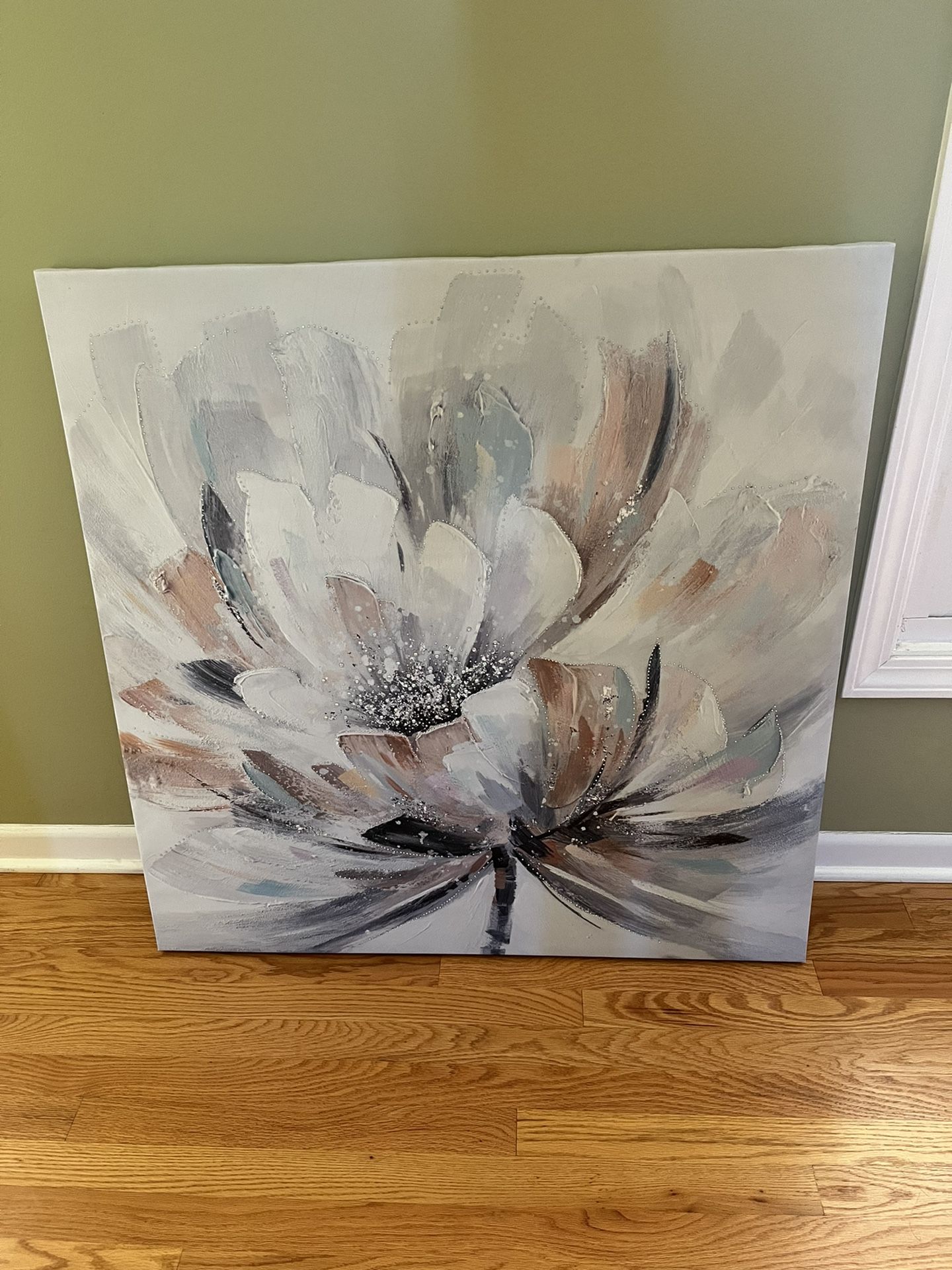 Nanette Lepore Grayish Flower Painting Decor