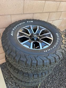 Tacoma wheels and tires