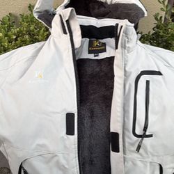 Boys Size 8-9 Ski Snow Jacket In Amazing Condition $35